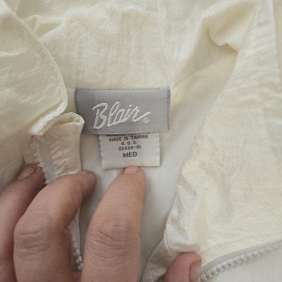 Vintage Blair Medium Floral Embroidered White Windbreaker Jacket Women's - Picture 3 of 4